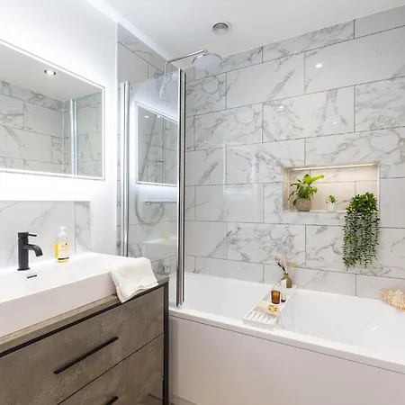 The View - Games - Hot Tub - Sleeps 22 Hébergement de vacances
