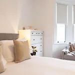 The View - Games - Hot Tub - Sleeps 22